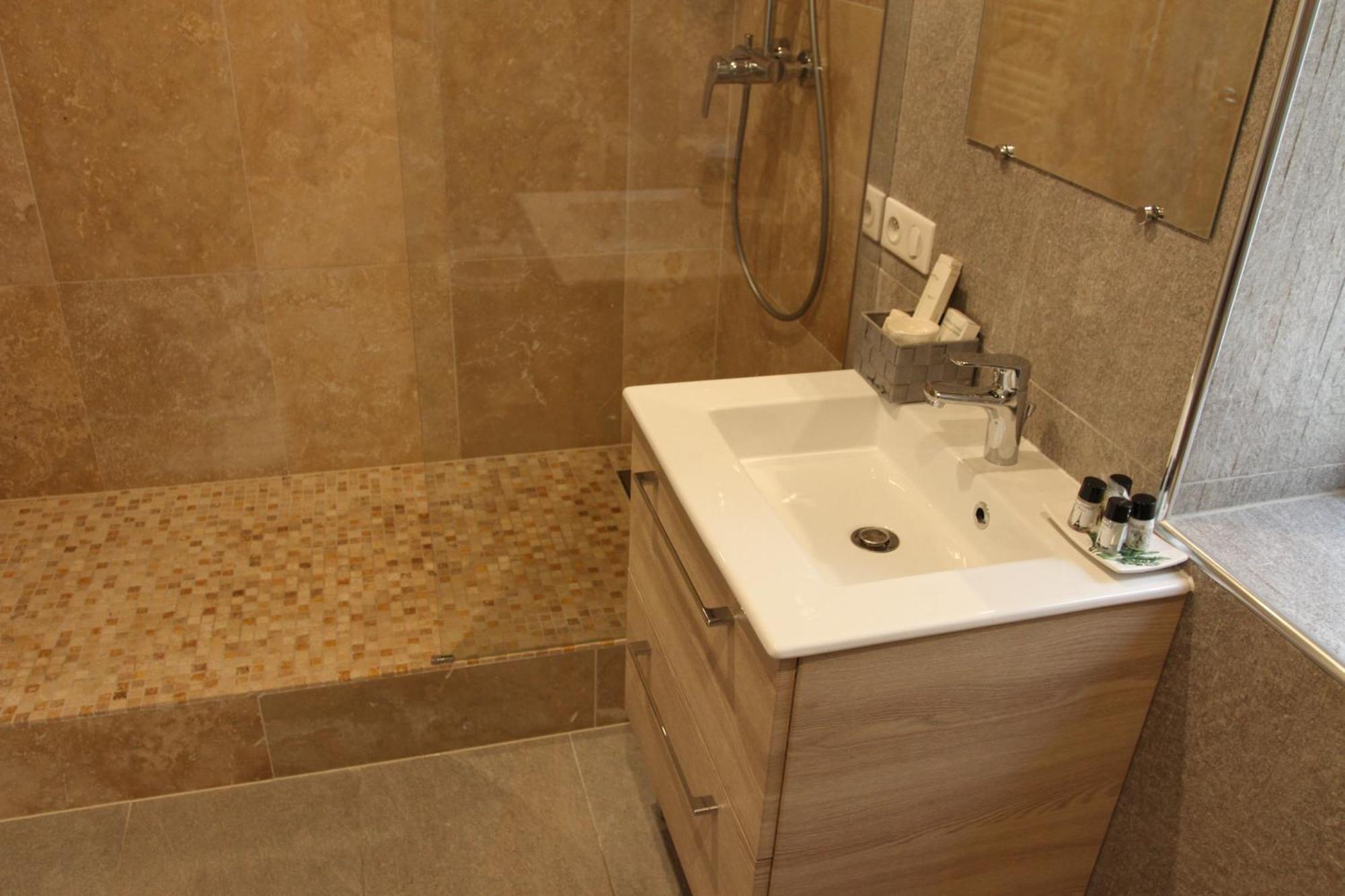 Irin Hotel Антіб Екстер'єр фото